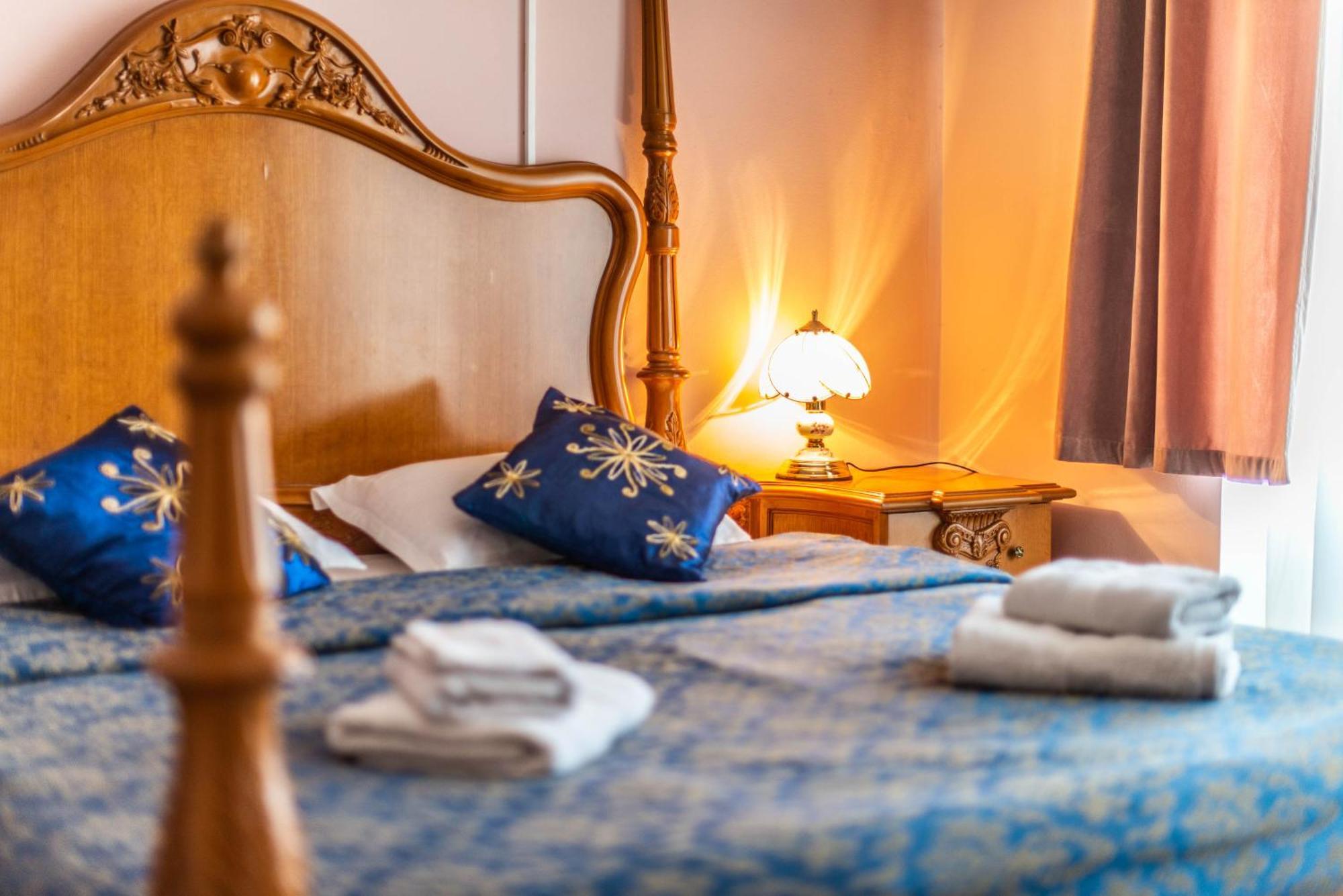Giovanna Boutique Rooms & Pool PUY Eksteriør bilde