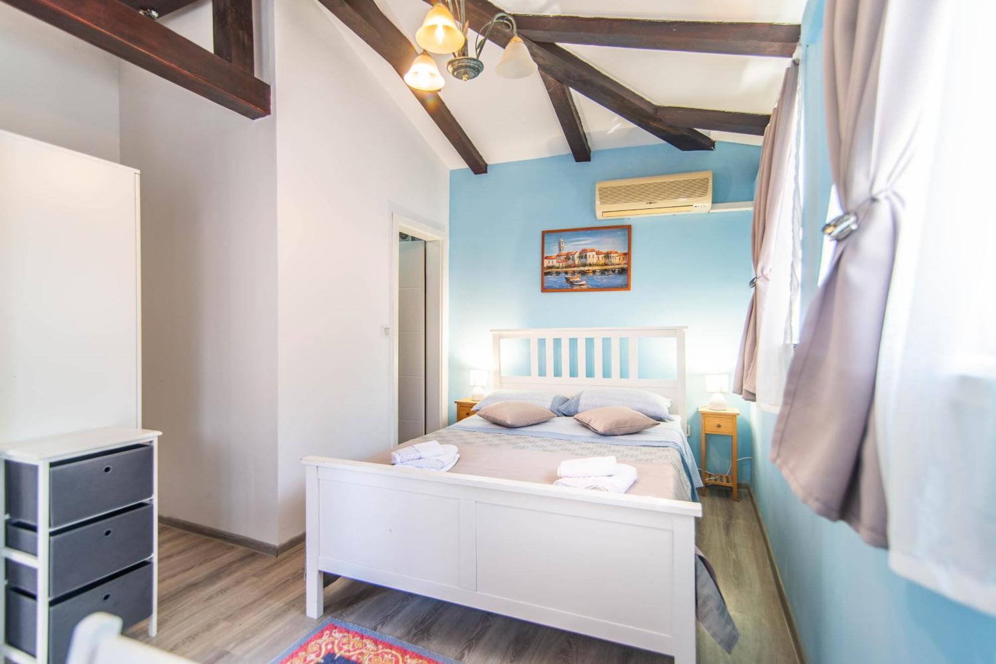 Giovanna Boutique Rooms & Pool PUY Eksteriør bilde