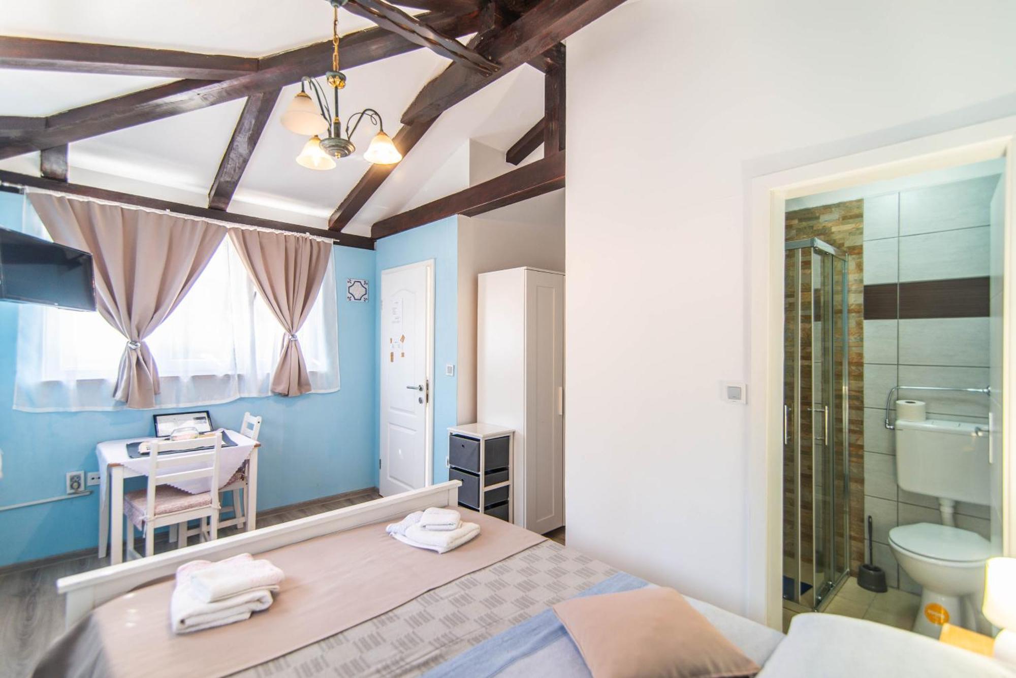 Giovanna Boutique Rooms & Pool PUY Eksteriør bilde