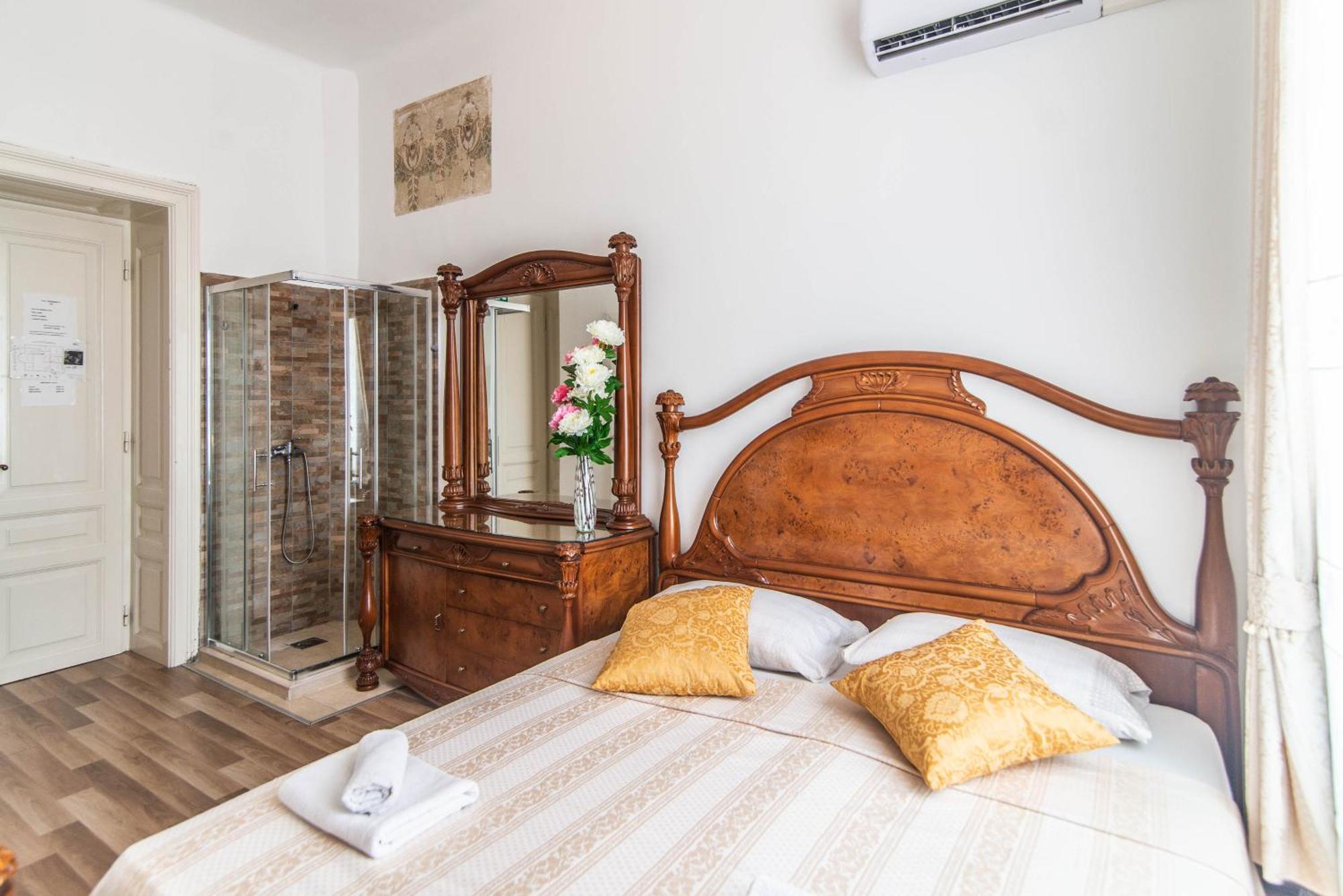 Giovanna Boutique Rooms & Pool PUY Eksteriør bilde