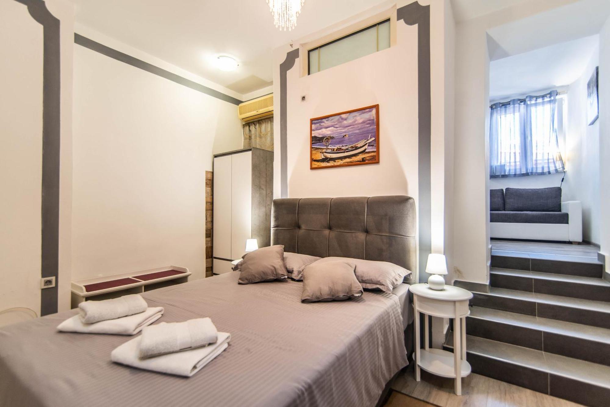 Giovanna Boutique Rooms & Pool PUY Eksteriør bilde
