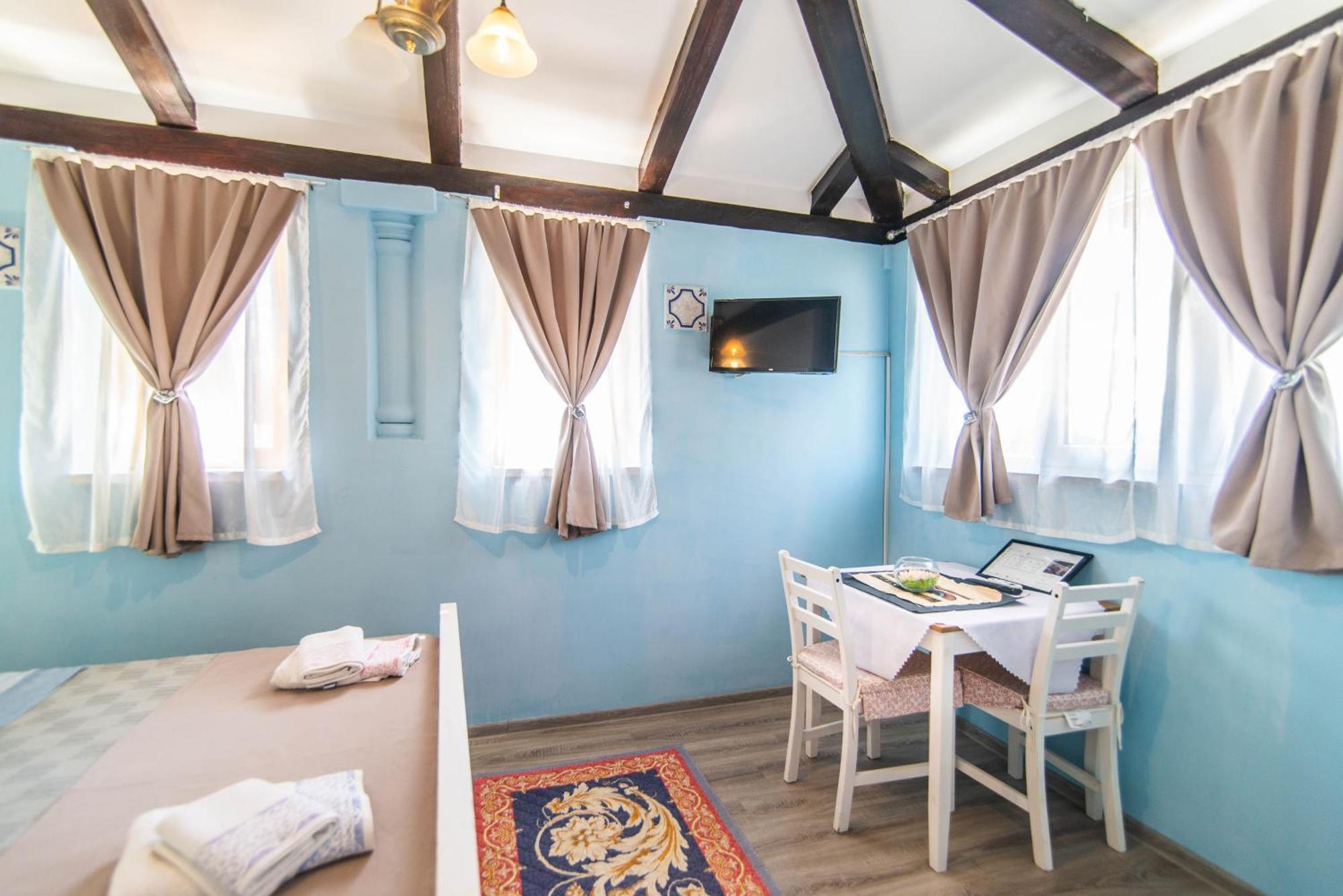 Giovanna Boutique Rooms & Pool PUY Eksteriør bilde